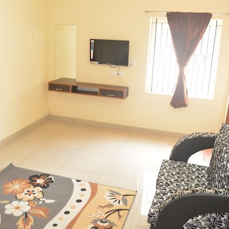 Jp Nivaas Guest House Mayiladuthurai Bagian luar foto