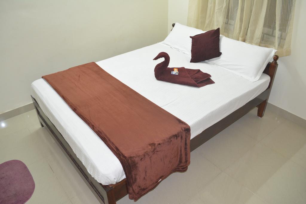 Jp Nivaas Guest House Mayiladuthurai Bagian luar foto