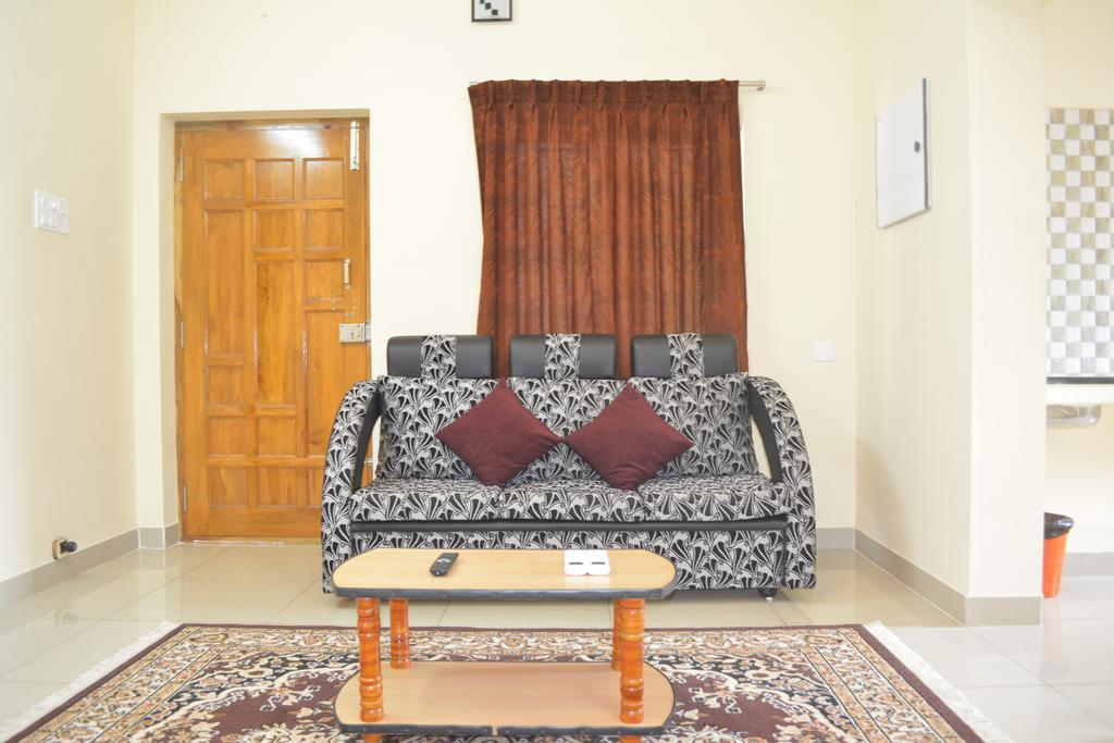 Jp Nivaas Guest House Mayiladuthurai Bagian luar foto