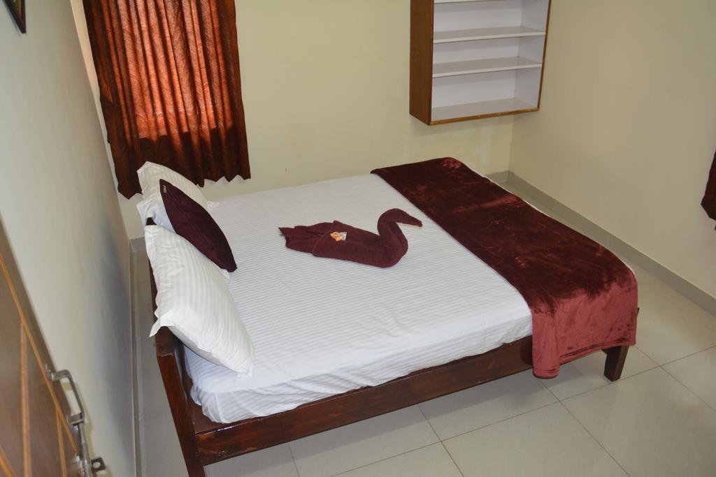 Jp Nivaas Guest House Mayiladuthurai Bagian luar foto